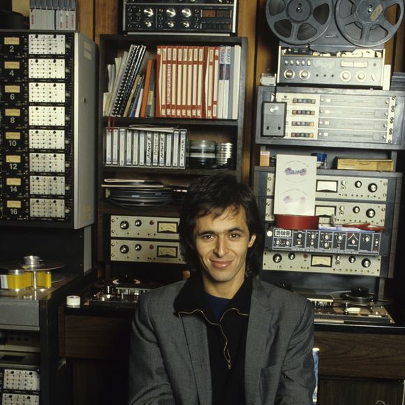 Archives - En France, Jean-Jacques Goldman dans un studio d'enregistrement en décembre 1985. © Michel Croizard via Bestimage