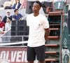 Les internautes peuvent ainsi le retrouver en pleine partie de bluff dans un "Devine si je mens" autour de la nourriture avec le célèbre streameur Domingo ou encore la joueuse Alizé Lim. 

Gaël Monfils - Soirée "Gael & Friends" à Roland Garros sur le court Philippe Chatrierà Paris le 21 mai 2026. © Marc Ausset-Lacroix/Bestimage