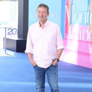 Frederic Bouraly lors du photocall de "Scènes de ménages" au Grimaldi Forum lors du 64ème Festival de Télévision de Monte Carlo le 14 Juin 2025.

© Denis Guignebourg/Bestimage