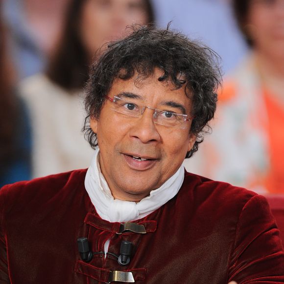 LAURENT VOULZY - Enregistrement de l'émission « Vivement dimanche ! » . © Guillaume Gaffiot /Bestimage