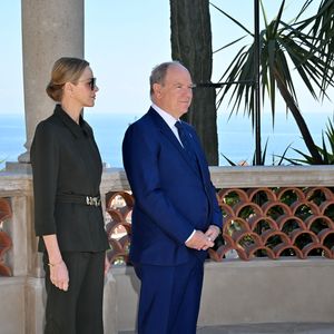 Le prince Albert II de Monaco, sa femme la princesse Charlene et la princesse Caroline de Hanovre ont pu découvrir les travaux d'aménagements réalisés pendant 5 ans au jardin exotique de Monaco avant son ouverture au public le 30 mars.© Bruno Bebert / Bestimage