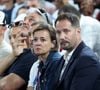 Si, pour tutoyer les étoiles, Thomas Pesquet a travaillé dur, sa compagne, elle aussi, a un sacré CV : Anne Mottet est thésarde à l'INRA, ingénieure polytechnique et travaille au Fonds international pour le développement de l'agriculture, aux Nations Unies, à Rome.
Thomas Pesquet et sa compagne Anne Mottet - Les célébrités en tribunes pendant l'épreuve de basketball de demi-finale opposant la France à l'Allemagne lors des Jeux Olympiques de Paris 2024 (JO) à l'Arena Bercy, à Paris, France, le 8 août 2024. © Jacovides-Perusseau/Bestimage