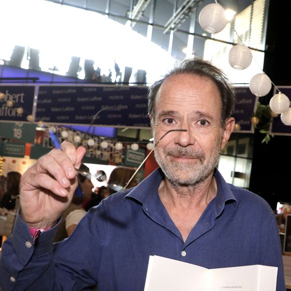 Marc  Levy - Festival du livre de Paris 2024 le 12 avril 2024.
© Cedric Perrin / Bestimage