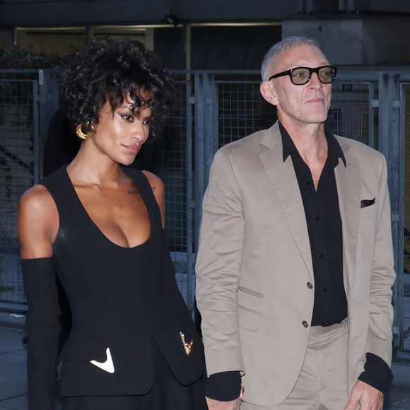 L’acteur préfère rester au calme, loin des sensations fortes, notamment auprès de la mère de son petit dernier Caetano.

Vincent Cassel et sa compagne Narah Baptista arrivent au défilé Schiaparelli Collection Femme Prêt-à-Porter Printemps/Eté 2026 lors de la Fashion Week de Paris (PFW) a Paris, France, le 2 Octobre 2025. 

© Denis Guignebourg/Bestimage