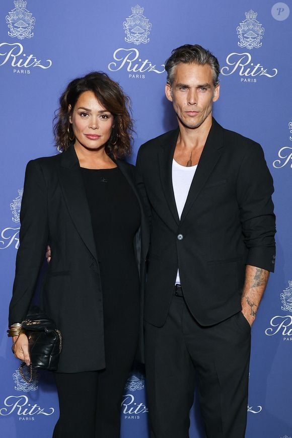 Lola Dewaere et son compagnon Gianni Giardinelli - Photocall des 125 ans du Ritz à Paris Le 14 septembre 2023.  © Rachid Bellak/ Bestimage