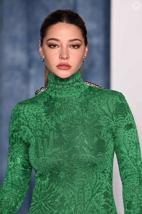 La jeune femme a été aperçue en train d'embrasser le prince.

Madelyn Cline à la soirée des Oscars de Vanity Fair au Wallis Annenberg Center for the Performing Arts à Beverly Hills, Los Angeles, Californie, États-Unis, le 12 mars 2023. © Doug Peters/PA Wire/ABACAPRESS.COM