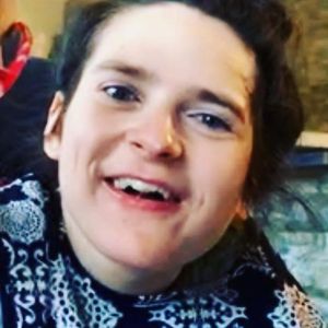 Afin de répondre aux besoins de leur fille de 26 ans Francesca

Jean-Marc Généreux en facetime avec sa fille Francesca et son épouse France
Instagram