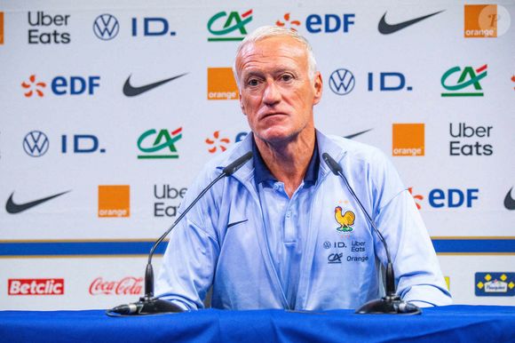 “Je suis sélectionneur et il y a une équipe française. Même si j’ai un passé marseillais, mais ça me paraît tellement évident”, ajoute Didier Deschamps

Le sélectionneur de l'équipe de France Didier Deschamps en conférence de presse avant les deux matches de Ligue des nations contre l’Italie et la Belgique au centre National du Football de Clairefontaine-en-Yvelines, France, le 2 septembre 2024. © Baptiste Autissier/Panoramic/Bestimage