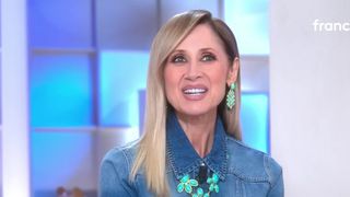 “Lou m’a vraiment sauvée” : Lara Fabian évoque ce trouble qu'elle a longtemps caché