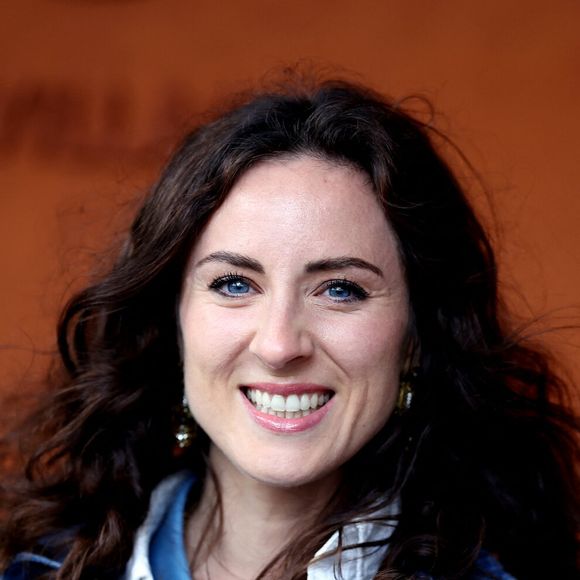 Charlotte Dhenaux au village (session du soir) lors des Internationaux de France de Tennis de Roland Garros 2025, à Paris, France, le 4 Juin 2025. © Jacovides-Moreau/Bestimage