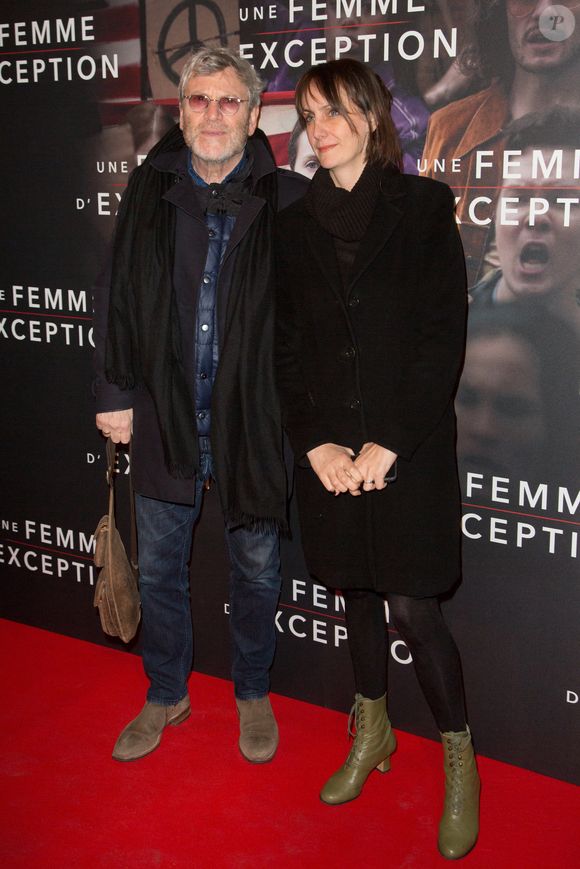 Tcheky Karyo et Valerie Keruzore assistent à la première du film 'Une Femme d'Exception' 'On the Basis of Sex' à Paris au Gaumont Opéra Capucines le 04 décembre 2018 à Paris, France. Photo par Nasser Berzane/ABACAPRESS.COM