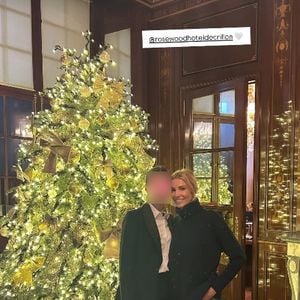 Alexandra Rosenfeld et sa fille Ava, à l'hôtel Crillon, à Paris