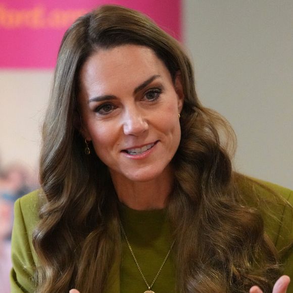 Kate Middleton Middleton, princesse de Galles, lors d'une visite à Home-Start à Oxford. Home-Start UK se prépare à déployer une formation auprès de son réseau de 9 000 bénévoles sur la base de la série explicative du Centre for Early Childhood de la Royal Foundation. Photo par PA Photo/ Bestimage