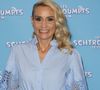 Avec son mari Bertrand Lacherie et leurs quatre enfants, elle est installée dans un village de l'Oise.

Elodie Gossuin - Avant-première parisienne du film "Les Schtroumpfs" au cinéma le Grand Rex à Paris le 6 juillet 2025.
© Coadic Guirec / Bestimage