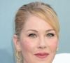 Malgré ces difficultés, elle essaie de maintenir une routine pour s’occuper de sa fille Sadie, âgée de 15 ans.

Christina Applegate - Photocall - 26ème cérémonie annuelle des "Screen Actors Guild Awards" ("SAG Awards") au "Shrine Auditorium" à Los Angeles, le 19 janvier 2020. ©  Broadimage / Bestimage
