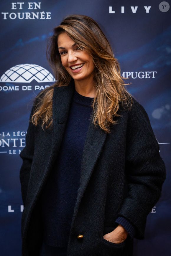 Les témoignages décrivent une actrice passionnée, généreuse et pleine de vie.

Nadia Fares au photocall du showcase de présentation de la comédie musicale La Légende du Comte de Monte Cristo à Salle Gaveau à Paris, France, le 25 septembre 2025. © Julien Sarkissian/Bestimage