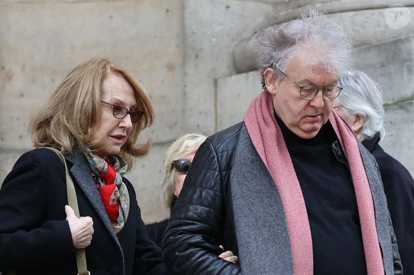 Dominique Besnehard et Nathalie Baye arrivent à la cérémonie d'enterrement de l'actrice Marion Game à l'église Saint Roch à Paris, France, le 31 mars 2023. © Nasser Berzane/Abacapress.com