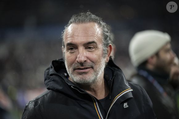 Jean Dujardin lors du match international de rugby des Six Nations entre la France et l'Irlande au Stade de France à Saint-Denis, en banlieue parisienne, le 5 février 2026. Photo par Eliot Blondet/ABACAPRESS.COM