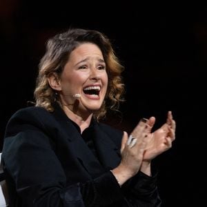 Exclusif - Elodie Poux lors de l'enregistrement de l'émission "La chanson secrète N°14", présentée par Nikos Aliagas et diffusée le 26 décembre sur TF1, à Paris le 9 décembre 2025. © Jacovides-Moreau/Bestimage