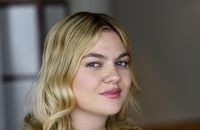 Louane a dévoilé une belle surprise à quelques jours de l'Eurovision
