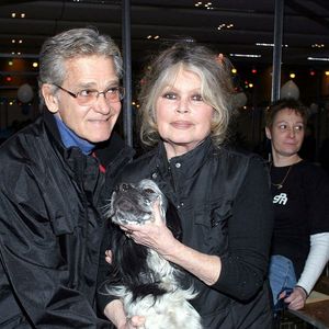 Brigitte Bardot : Son mari Bernard d'Ormale pris en charge par les médecins
Archives - Bernard d'Ormale - Brigitte Bardot est morte à 91 ans -
Backgrid UK/ Bestimage