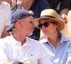 Puis, elle a lancé, avec une amie à elle, "Les Maturins", de la tapisserie et de la plumasserie.

Denis Brogniart et sa femme Hortense - Célébrités dans les tribunes des Internationaux de France de tennis de Roland Garros 2023 le 6 juin 2023. © Jacovides-Moreau/Bestimage