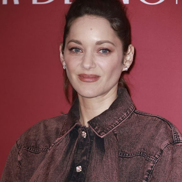 Marion Cotillard - Photocall du dîner des nommés aux César 2024 au restaurant Fouquet's à Paris le 5 février 2024.

© Christophe Aubert / Bestimage