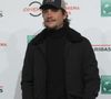 Le rappeur Nekfeu a été placé en garde à vue lundi dernier et en est ressorti aujourd'hui, sans poursuites à ce stade

Nekfeu (habillé par Stella McCartney)  lors du photocall du film "Tout nous sépare" lors du 12ème festival du film de Rome. SGP / BESTIMAGE