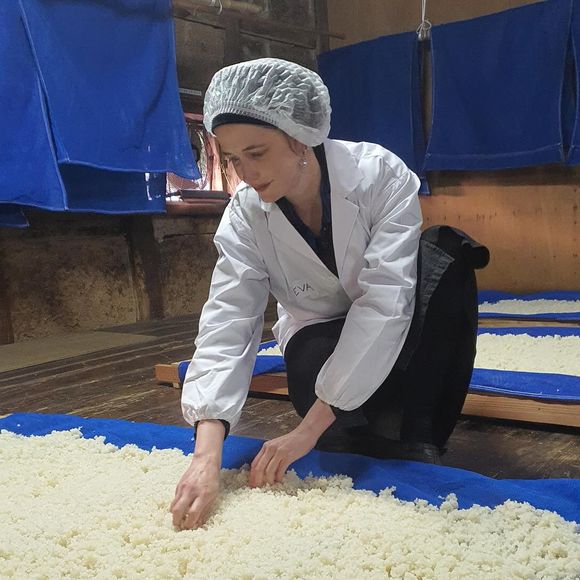 La comédienne produit du saké au Japon...

Eva Green s'est lancée dans la production de saké au Japon