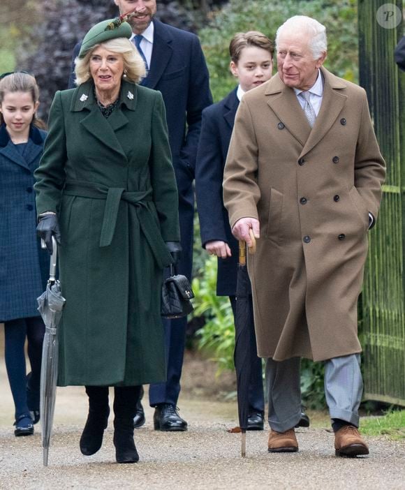 Le roi Charles III d'Angleterre et la reine consort Camilla - La famille royale britannique se rend à la messe de Noël à Sandringham le 25 décembre 2024.