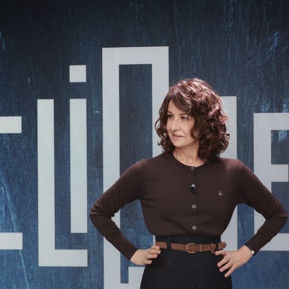 Exclusif - Valérie Lemercier, sur le plateau de Clique (Midi) présenté par M.Achour, et diffusé sur Canal + le 4 novembre 2025, à Paris, France, le 28 octobre 2025. © Jack Tribeca/Bestimage