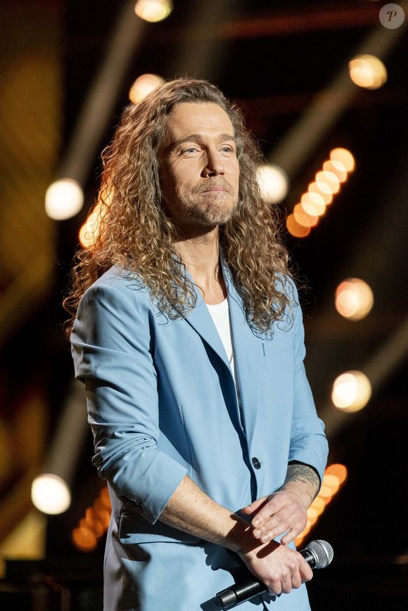 Exclusif -  Julien Doré - Enregistrement de l'émission "La fête de la chanson française" à Paris, présentée par L.Thilleman et A.Manoukian, et diffusée le 20 décembre sur France 3
© Pierre Perusseau / Bestimage