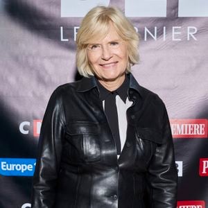 À 71 ans, elle apprécie surtout le temps retrouvé, qu’elle consacre à ses proches et à ses passions.
Catherine Ceylac au photocall de la soirée Ciné-concert symphonique "Alain Delon, le dernier Samouraï" au Palais des congrès à Paris le jour de son anniversaire. © Jacovides / Moreau / Bestimage
