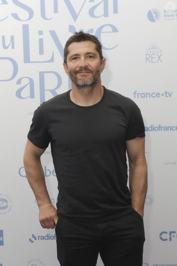 Il raconte pourquoi elle a pris fin

Bixente Lizarazu, lors du Festival du Livre à Paris, France, le 13 avril 2024. © Jack Tribeca / Bestimage