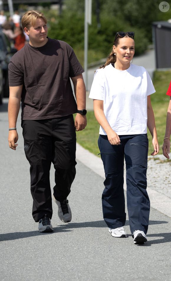 La princesse Ingrid Alexandra et le prince Sverre Magnus - Ouverture des préparatifs d'été du corps de secours de la Croix-Rouge sur la péninsule de Kadettangen à Sandvika, municipalité de Bærum, Norvège, 19 juin 2025. Photo by Dana Press / Bestimage
