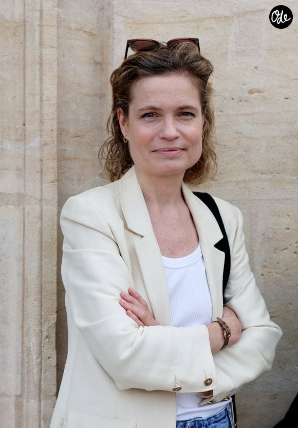 La comédienne de 48 ans s’épanouit pleinement sur les planches, qu’elle préfère au cinéma.

Exclusif - Sarah Biasini - Cérémonie de remise des insignes de commandeure de l'ordre national du mérite à Jacqueline Franjou et des insignes de commandeur des Arts et Lettres à Jacques Rouveyrollis par Rima Abdul Malak, Ministre de la Culture Paris 4 juillet 2023. © Dominique Jacovides/Bestimage
