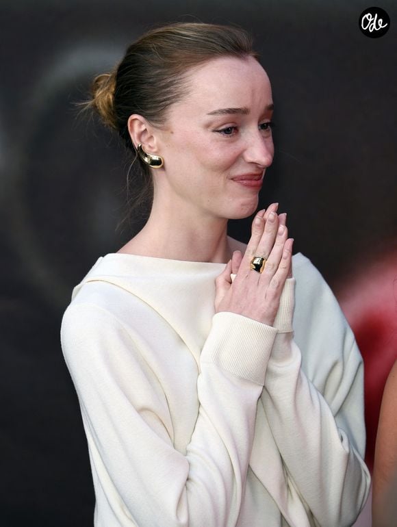 Phoebe Dynevor à l'avant-première de "Drop" à Hollywood.

© Bestimage