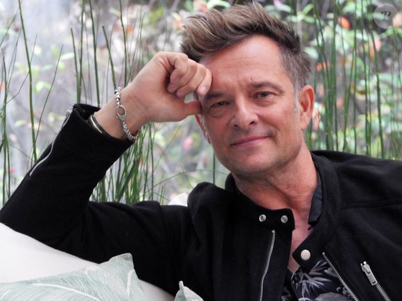 David Hallyday, nom de scène de David Smet, chanteur français, musicien multi-instrumentiste, compositeur et pilote de course, également auteur, photographié à Paris, France, le 8 novembre 2023. Photo par Marc Charuel/ABACAPRESS.COM