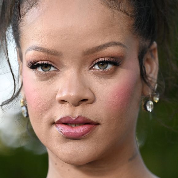 Le 13 juillet 2025, Rihanna a assisté à la première à Los Angeles du film “Les Schtroumpfs” produit par Paramount Pictures, aux studios Paramount à Los Angeles, Californie (réf. : 250713A1). GOFF INF / BESTIMAGE