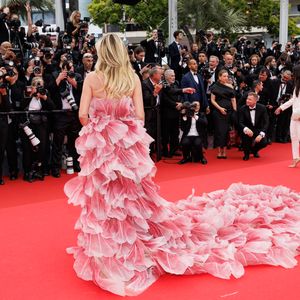 Le Festival de Cannes 2025 est officiellement ouvert

Heidi Klum - Montée des marches du film « Partir un jour » pour la cérémonie d’ouverture du 78ème Festival International du Film de Cannes, au Palais des Festivals à Cannes. 
© Jacovides-Moreau / Bestimage