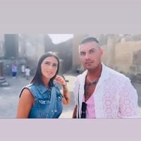 "Elle n'a pas voulu être filmée" : Après la rupture, Olivier Esposito (Familles nombreuses) avec une autre femme dans un restaurant chic de Monaco ? Il s'explique