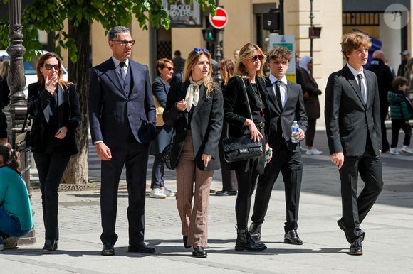 Juliette Boudre, Yasmine Lavoine, Milo Lavoine, Roschdy Zem, sa compagne Sarah Poniatowski (Lavoine), Roman Lavoine - Arrivées aux obsèques du prince Jean-Stanislas Poniatowski en l'Eglise polonaise à Paris, France, le 29 avril 2024. 

© Jacovides-Moreau/Bestimage