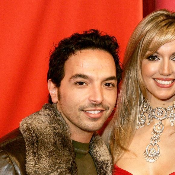 Le chorégraphe français Kamel Ouali et Miss Monde 2003 Rosanna Davison posent lors de la première du spectacle Holiday on Ice au Zénith de Paris, France, le 14 février 2006. Photo par Laurent Zabulon/ABACAPRESS.COM.