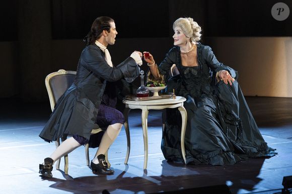 Exclusif - Delphine Depardieu, Valentin de Carbonnières - Représentation de la pièce de théâtre "Les liaisons dangereuses" au Théâtre de Verdure lors du 41ème Festival de Ramatuelle le 7 août 2025. © Cyril Bruneau / Festival de Ramatuelle / Bestimage