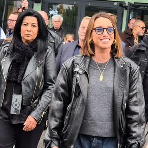 Elle a confié : "Aujourd’hui, j’ai un petit garçon qui a le même regard que lui".

Laura Smet lors de l'inauguration de l’esplanade Johnny Hallyday au pied du Zénith d'Auvergne à Cournon-d'Auvergne, près de Clermont-Ferrand, France, le 14 octobre 2025. © Eternity/Bestimage