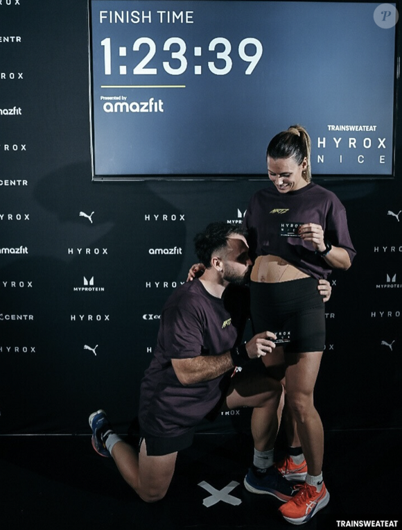 Depuis Maximilien a retrouvé l'amour dans l'intimité auprès d'une férue de sport comme lui. Mieux encore, le couple s'apprête à accueillir son premier bébé. 

Maximilien (Mariés au premier regard) de nouveau en couple après l'émission.