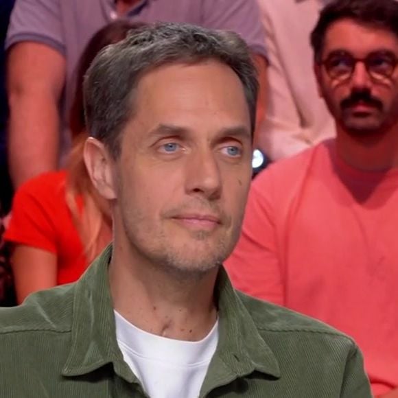 Il a profité de ce séjour pour écrire les premiers morceaux de son prochain album.

Grand Corps Malade sur la plateau de l'émission "Quotidien"