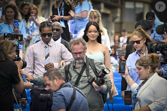 Rihanna, enceinte, et son compagnon A$AP Rocky (ASAP) aux arrivées et au photocall de la première du film Les Schtroumpfs au Mont des Arts à Bruxelles, Belgique, le 28 juin 2025. © Jan De Meuleneir/Photonews/Bestimage