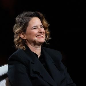 Exclusif -Elodie Poux lors de l'enregistrement de l'émission "La chanson secrète N°14", présentée par Nikos Aliagas et diffusée le 26 décembre sur TF1, à Paris le 9 décembre 2025. © Jacovides-Moreau/Bestimage