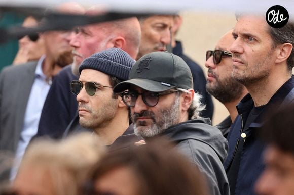 Tahar Rahim, Grand Corps Malade - Sorties des obsèques de Nicolas Altmayer en l'église Saint-Germain-des-Prés à Paris le 31 aout 2026. © Dominique Jacovides-Cyril Moreau/Bestimage #
Leaving Nicolas Altmayer's funeral at the Church of Saint-Germain-des-Prés in Paris on August 31, 2026. | 00767781
